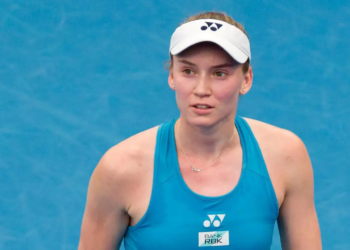 Rybakina Defends Former Coach Vukov Amid WTA Suspension Investigation