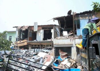 Magnitude 7.2 earthquake
