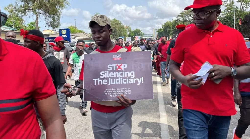 Ghana Protesters Accuse President