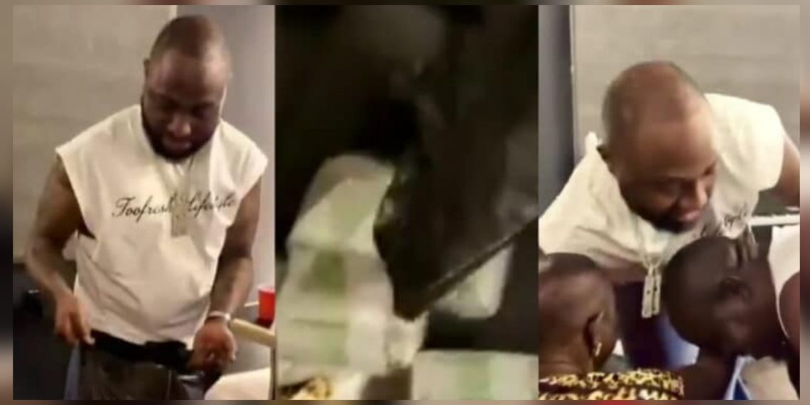 Nigeria: Music Superstar Davido gifts TikTok chef, Jaskaro’s mother N10 million after he visited and cooked for him (Video)